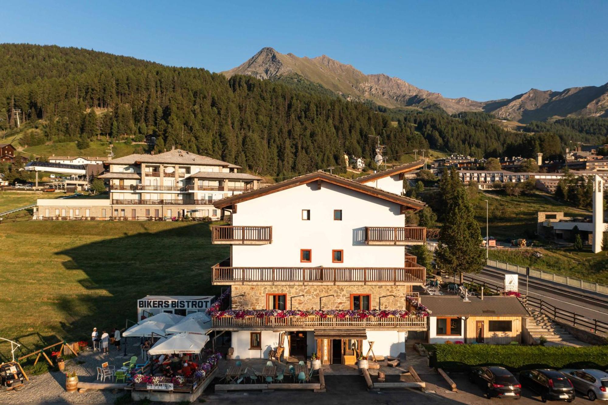 Chalet Des Alpes Gressan Exterior foto